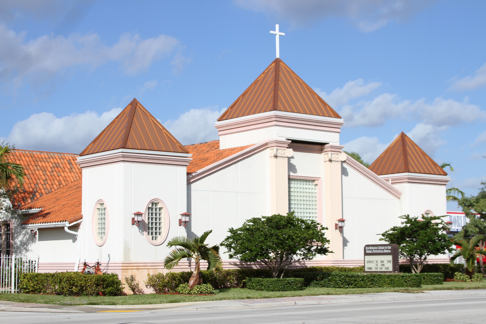 Elim Romanian Church of God building